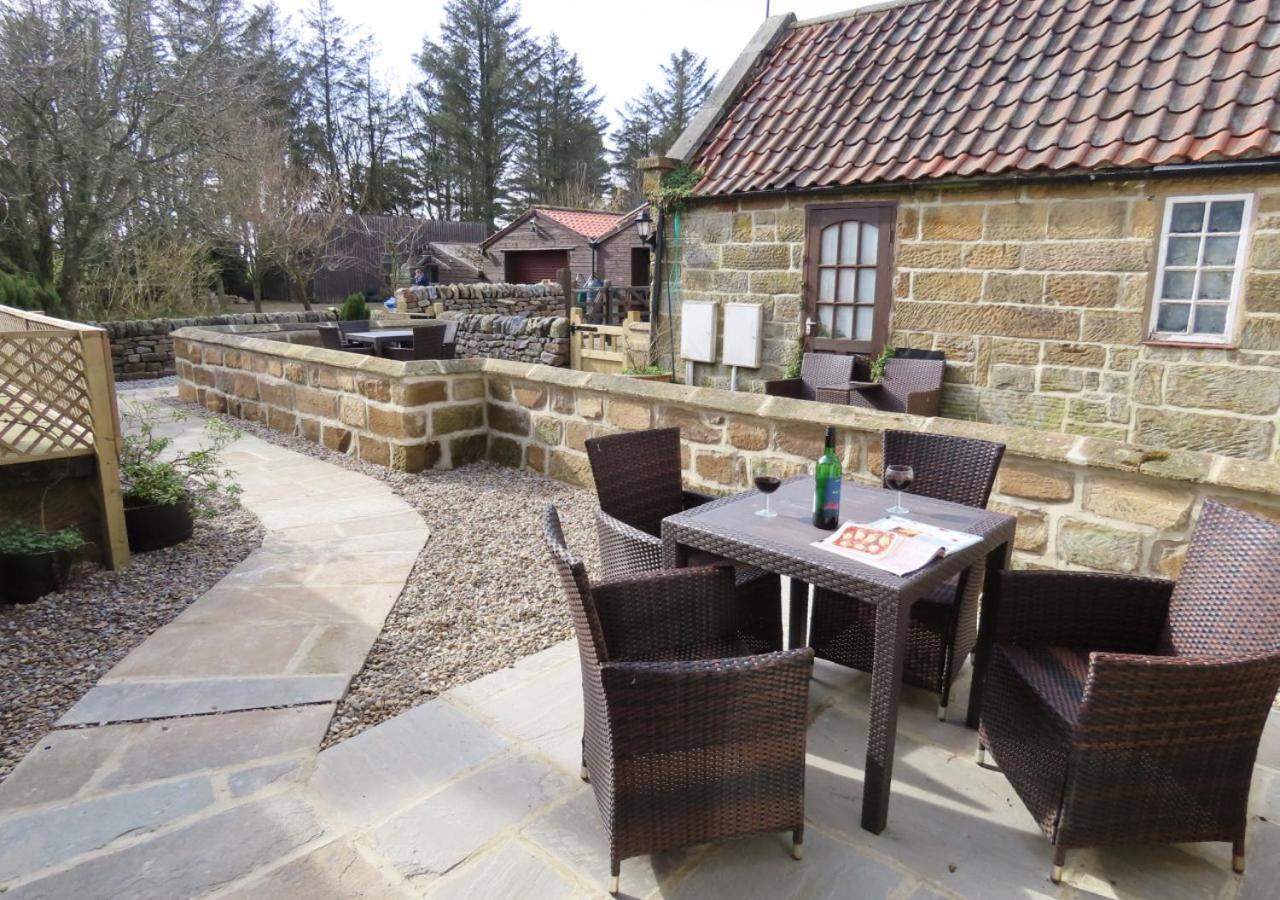 Smugglers Cove Cottage Ravenscar Bagian luar foto
